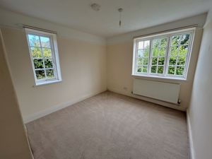 Dining room- click for photo gallery